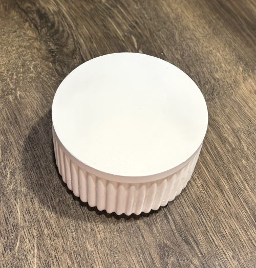 Schale mit Deckel (Rillenmuster)