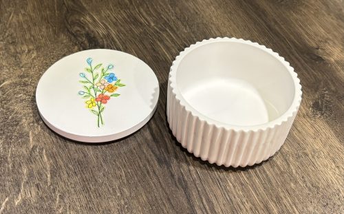 Schale mit Deckel (Rillenmuster) – Bild 2